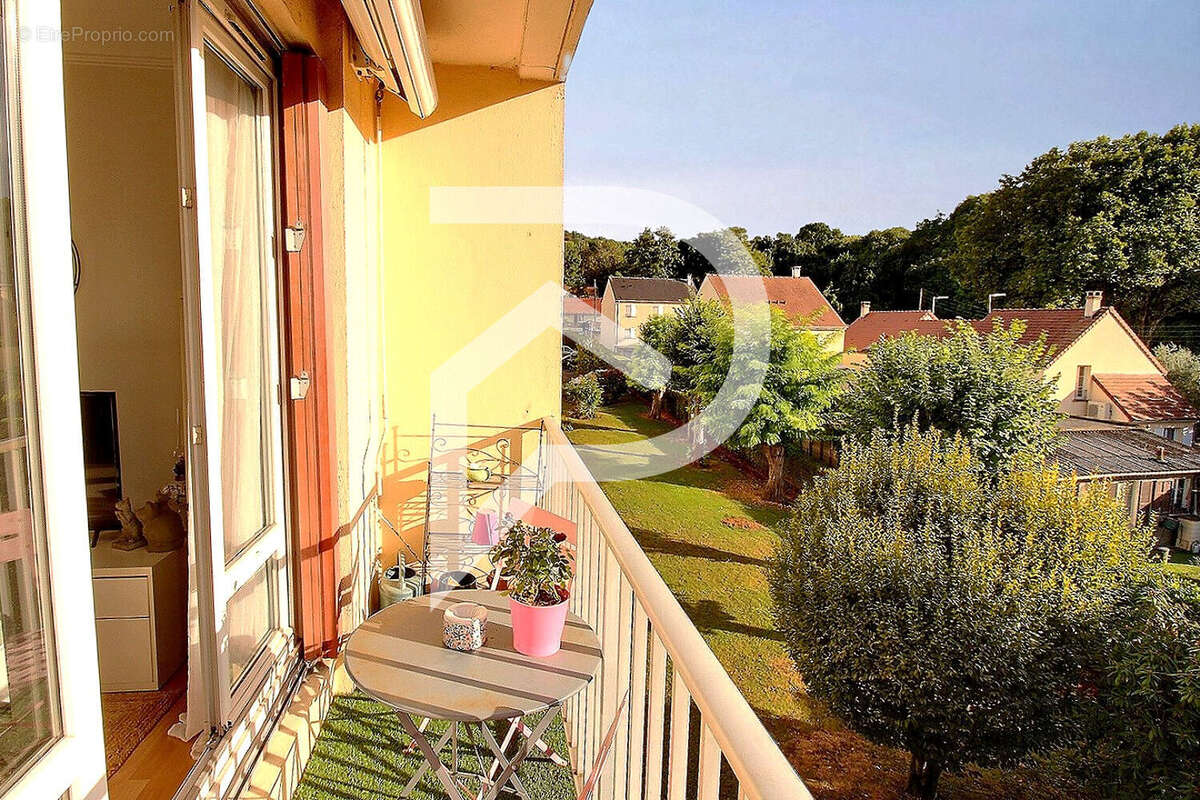 Appartement à LIMEIL-BREVANNES