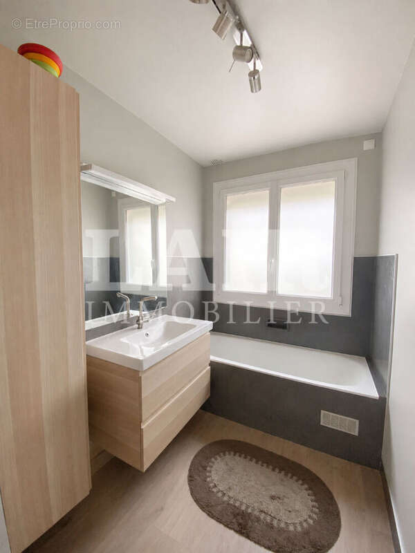 Maison à vendre à La Chapelle d'Andaine - Ref O15375 - photo 10