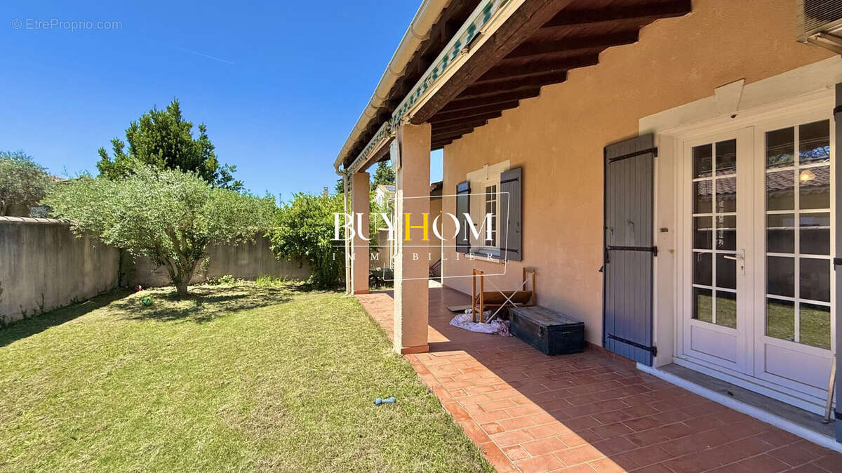 Maison 125 m² à L'isle-Sur-La-Sorgue  - photo 4
