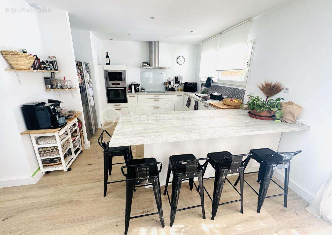 Maison à LIGNAN-SUR-ORB