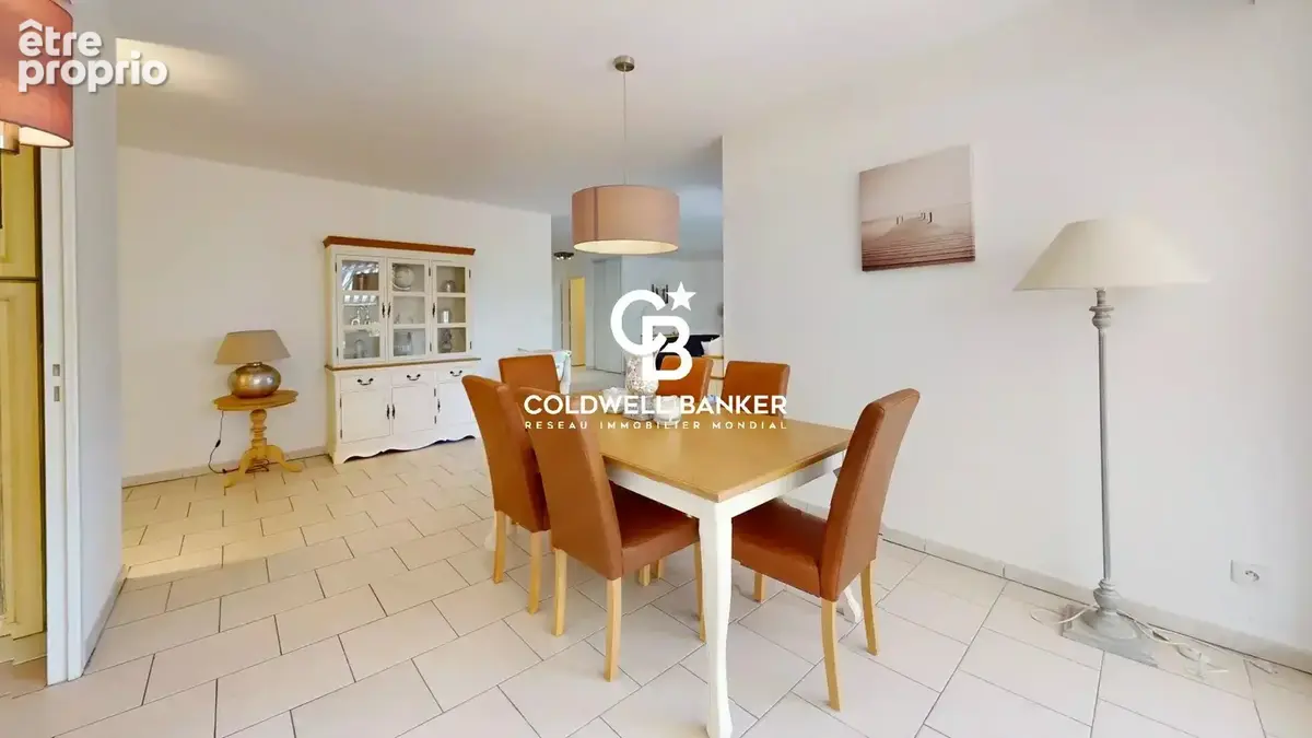Spacieux appartement avec terrasses et double garage, à deux pas du port et des plages - photo 9