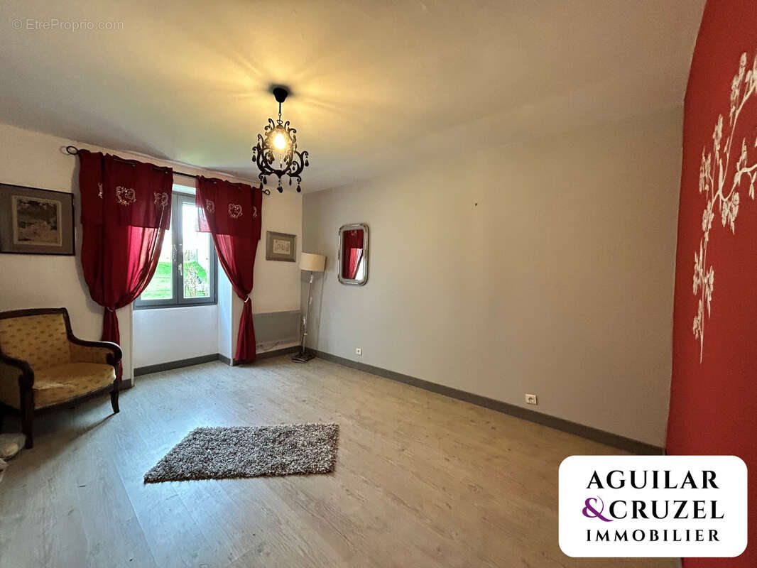 Maison à SAINTE-SOLANGE