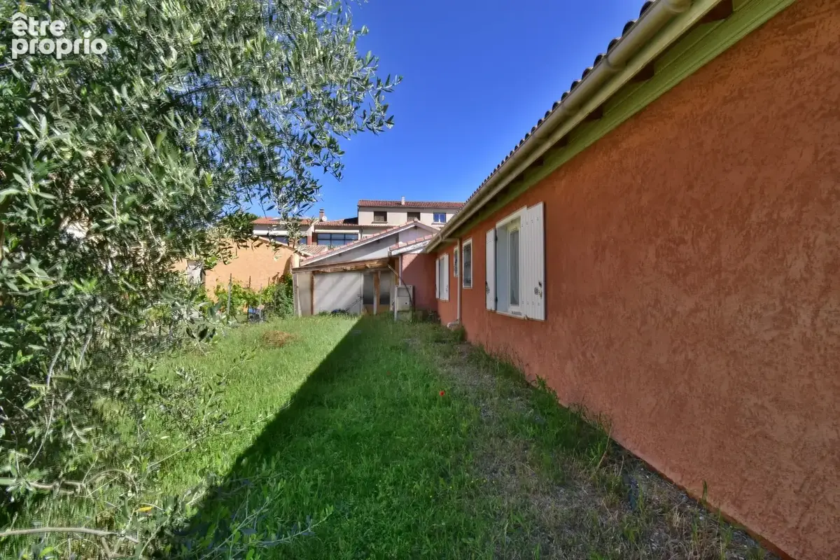 Maison à ossature bois avec vue panoramique, terrain de 1 077 m² et vaste carport - photo 16