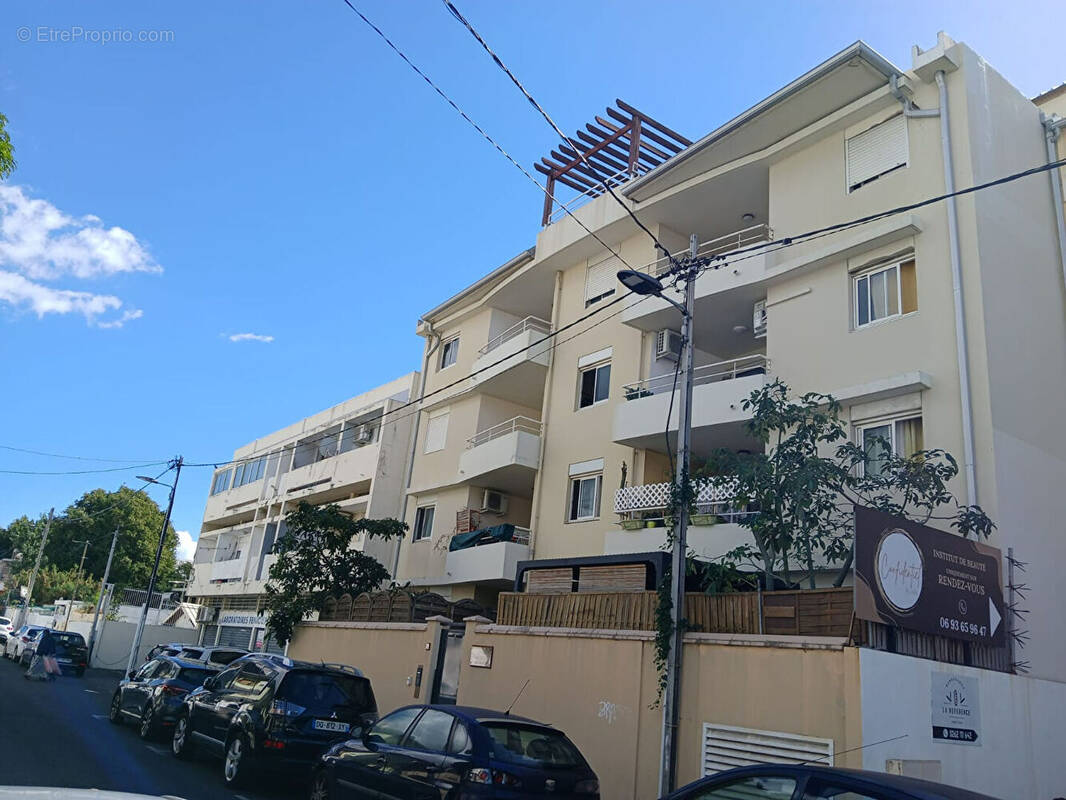 Appartement à SAINT-DENIS