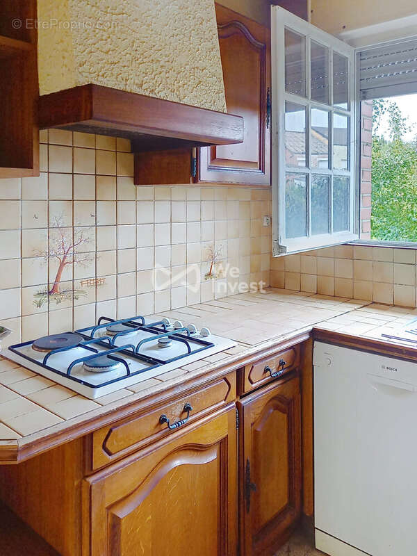 Maison à AVESNES-SUR-HELPE