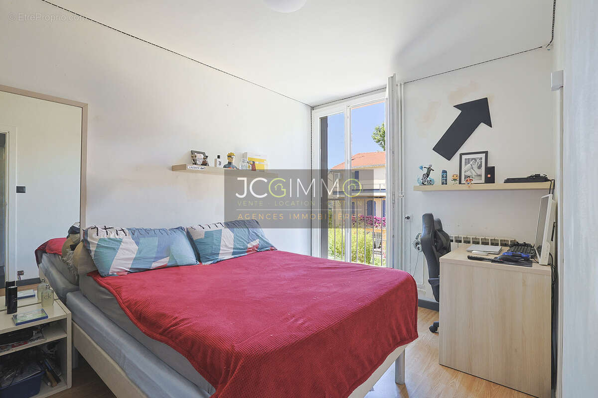 Appartement à HYERES