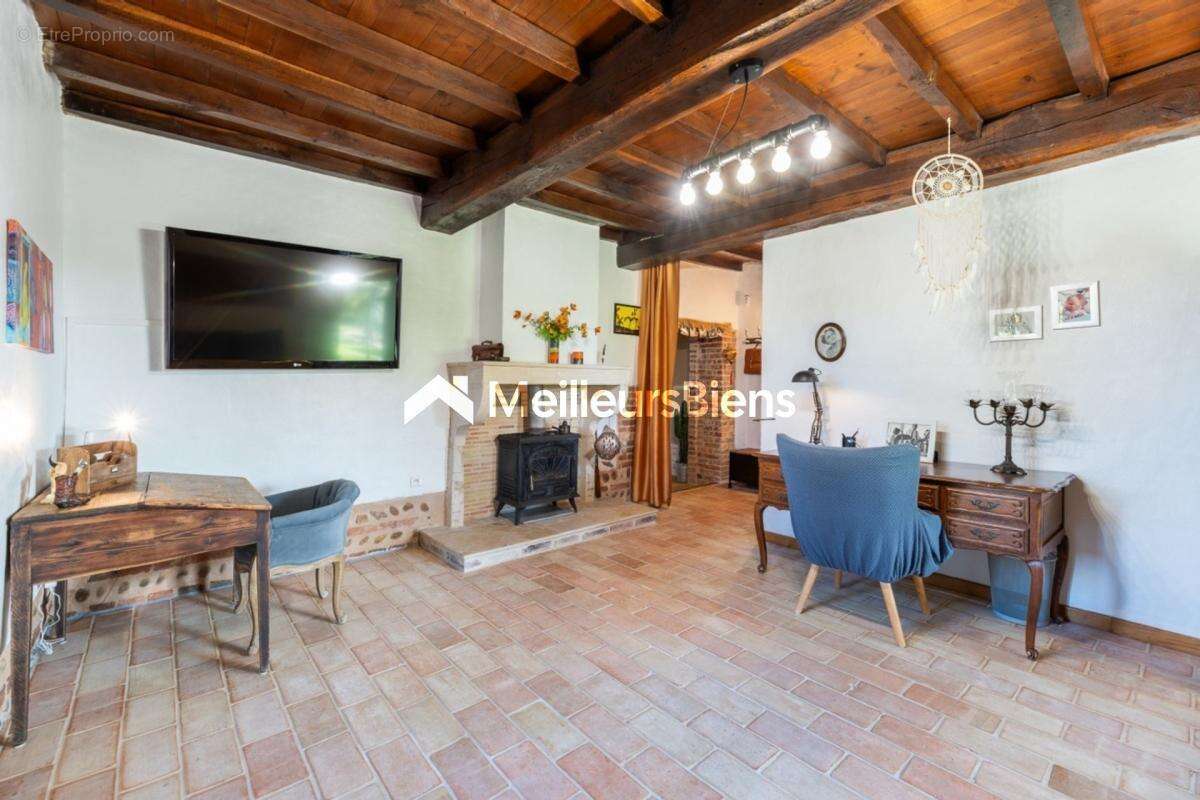 Maison bressane 327m² à Sulignat, terrain 4863m² - photo 9