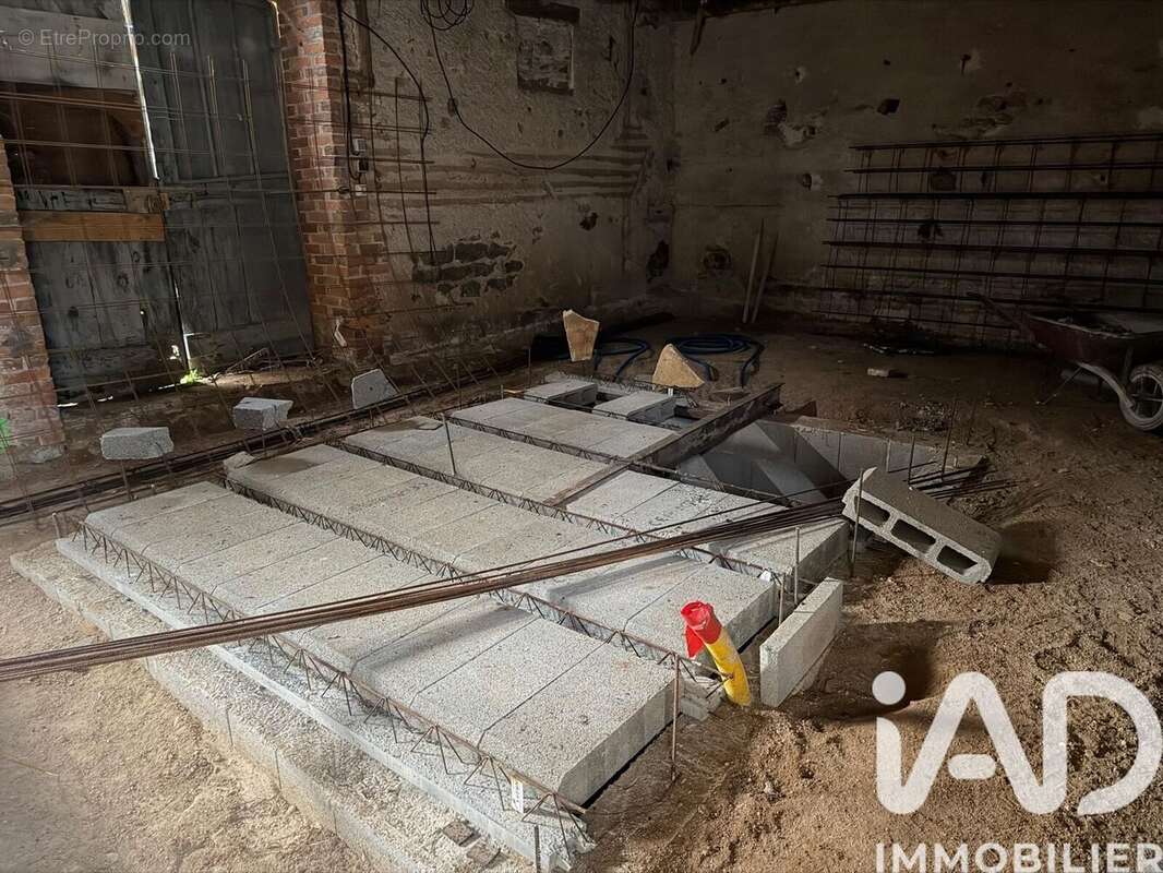 Photo 7 - Terrain à SAINT-YAN