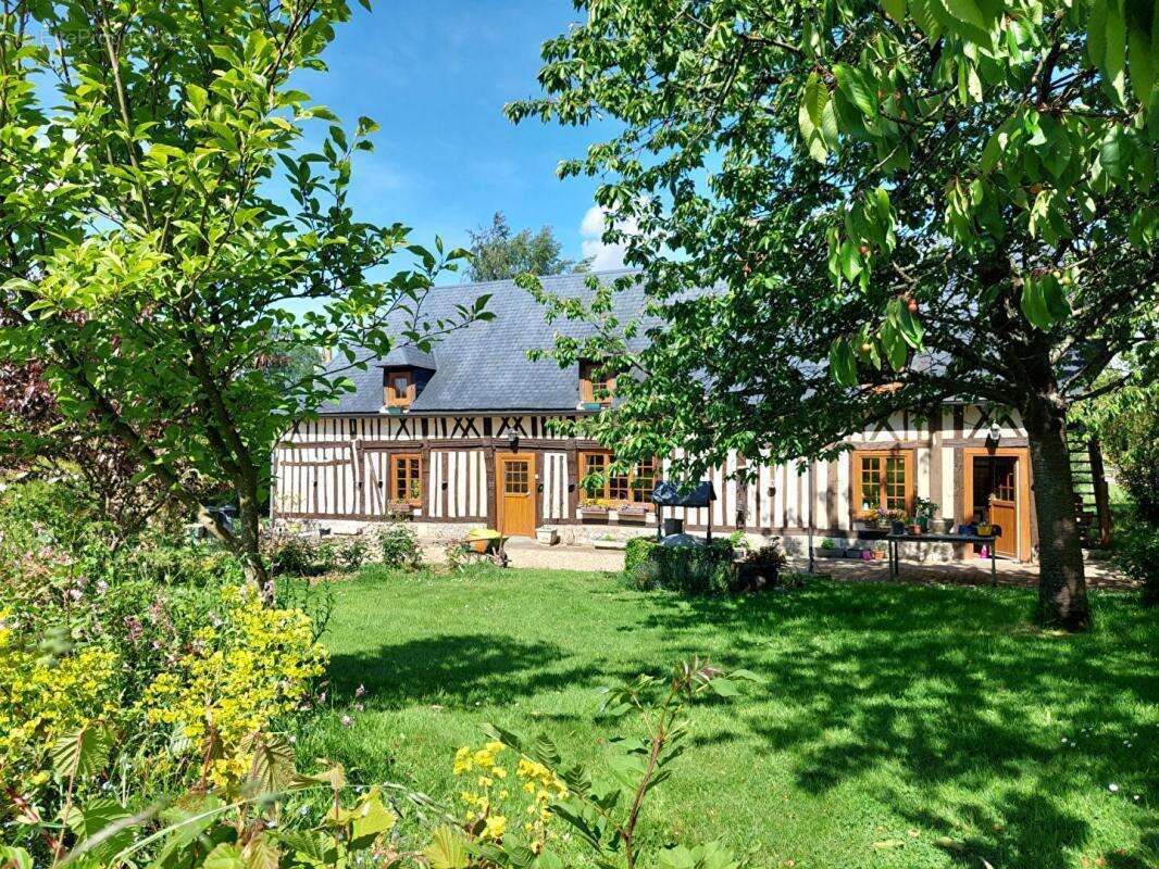 Ancien corps de ferme avec dépendances 1.3 Hectare - photo 15