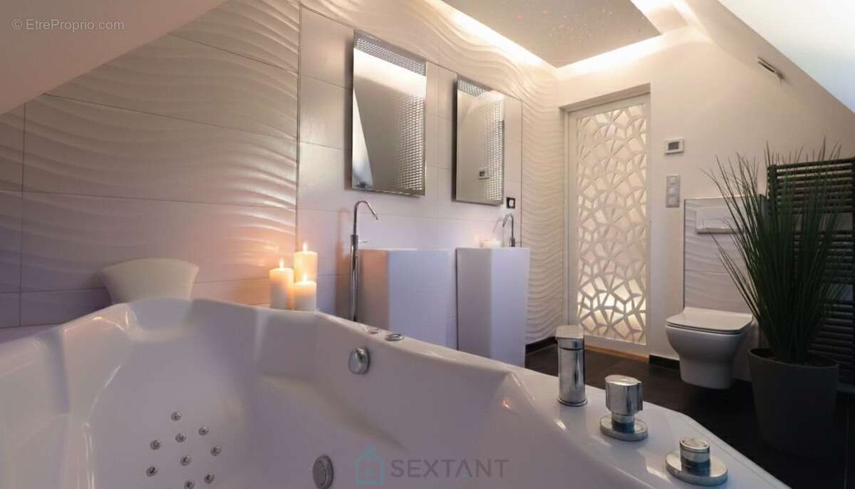 Maison à NOISY-SUR-ECOLE