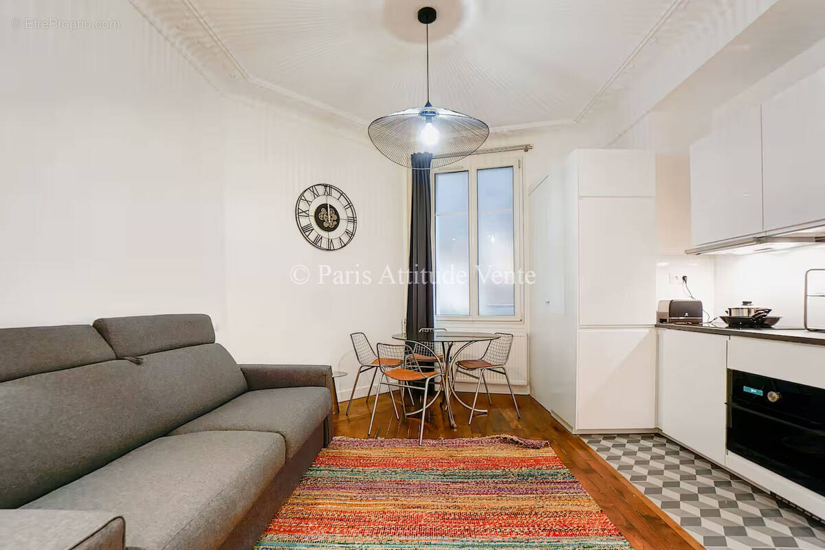 Commerce à PARIS-7E