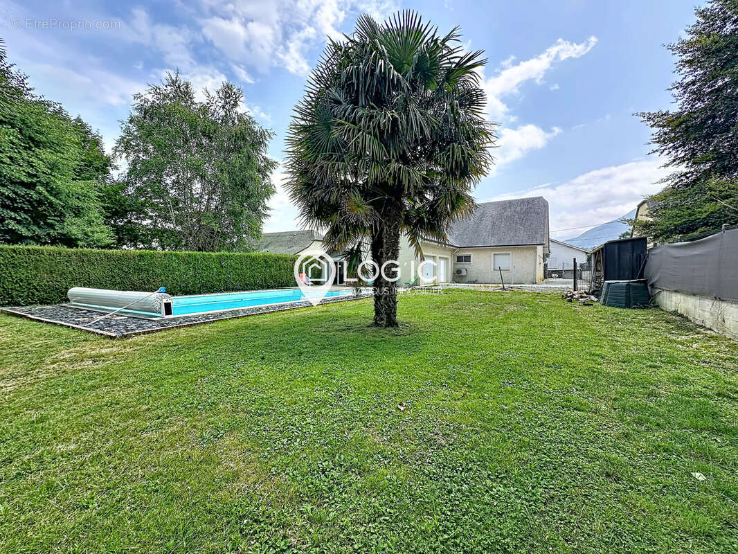 LESTELLE-BETHARRAM - Vente Maison familiale 4 chambres avec piscine et double garage - photo 5