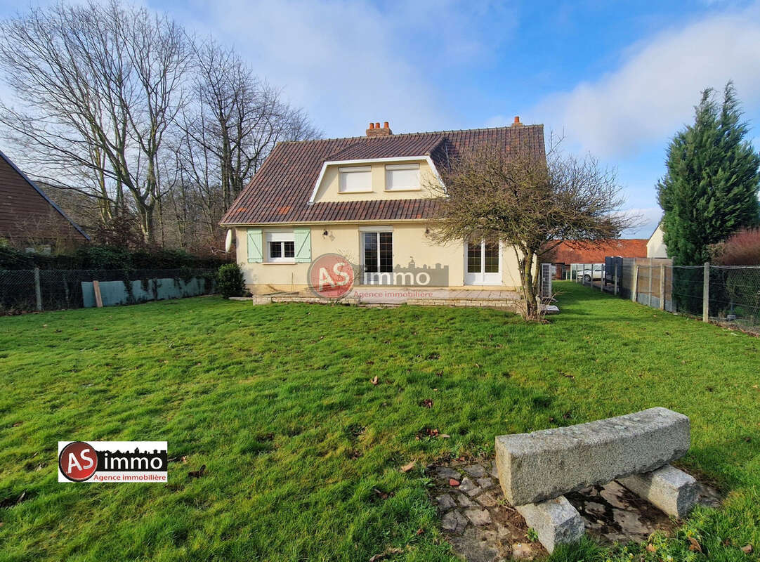 Maison à SAUCHAY