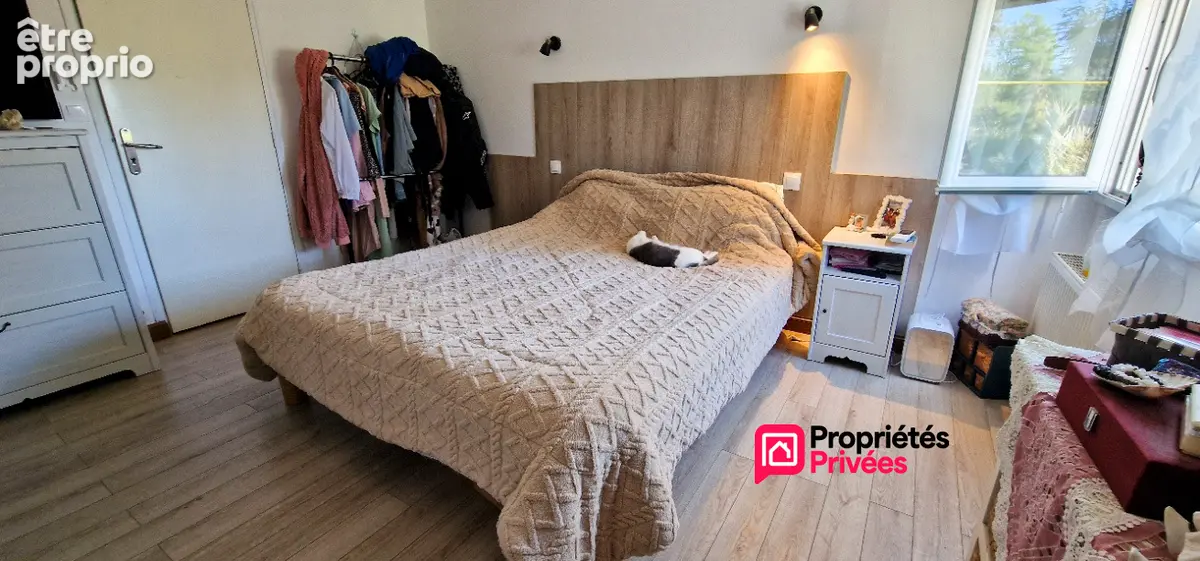 Maison 2 logements - 200 m²- 8 pièces - 6 chambres - terrain de 2158 m² - photo 13