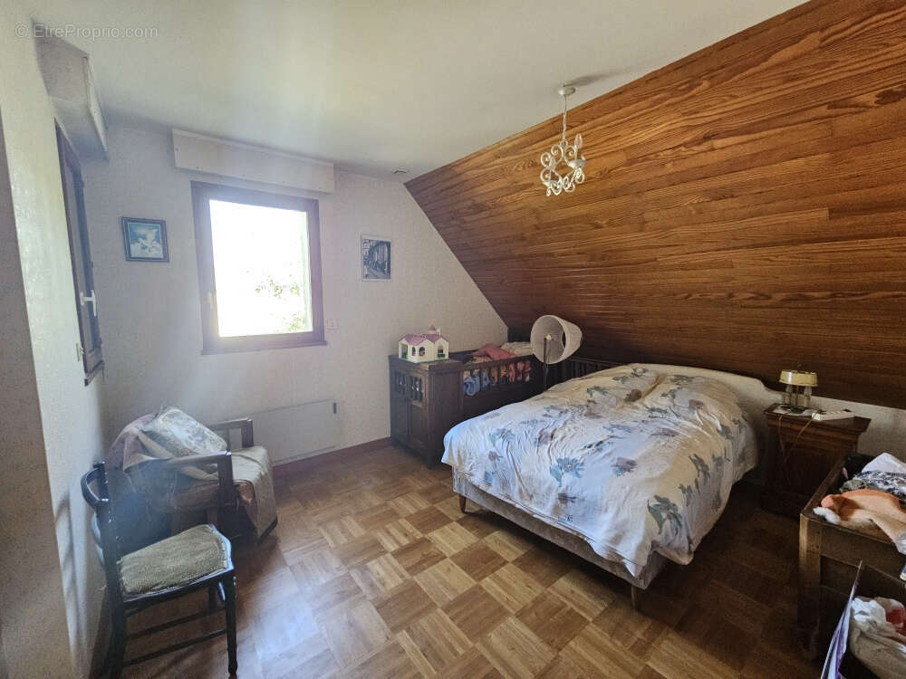 Maison à VERN-SUR-SEICHE