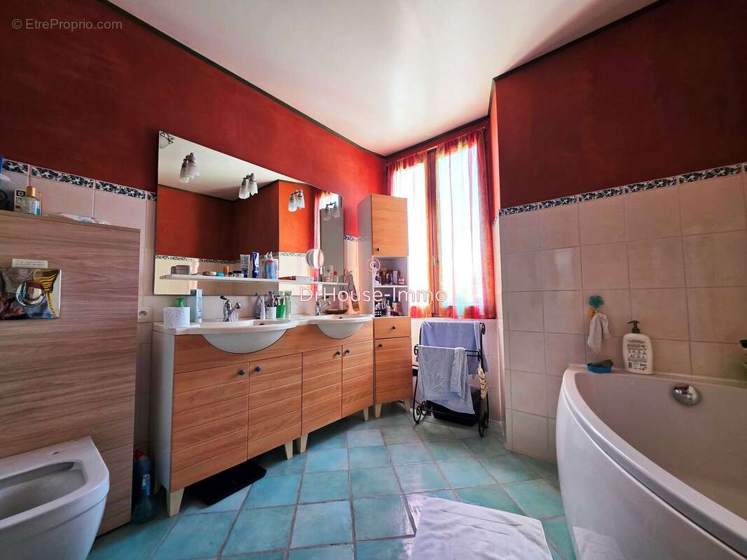 Maison 130 m² à Villard-Bonnot  - photo 15