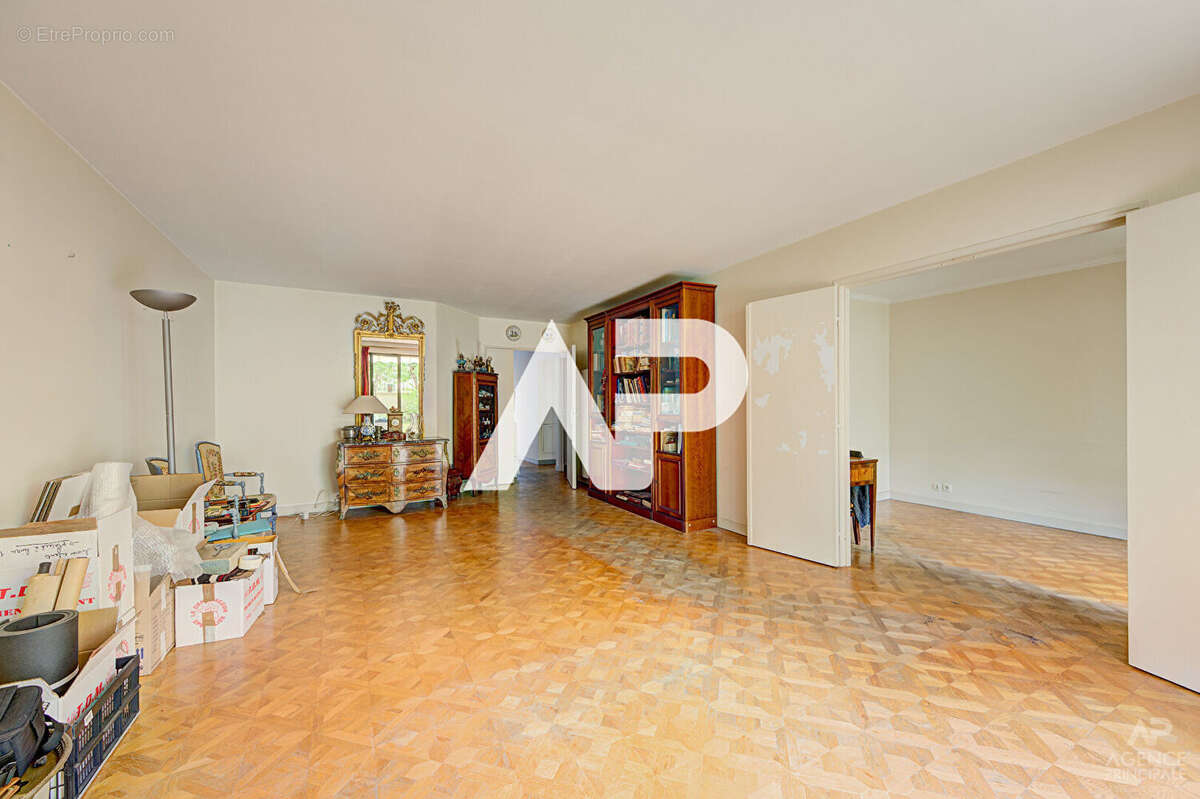 Appartement Rueil Malmaison 4 pièce(s) 80.68 m2 - photo 5