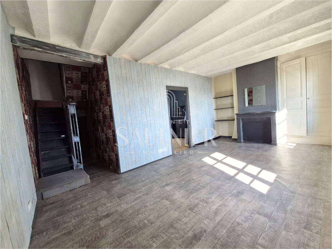 Appartement à MONTRICHARD