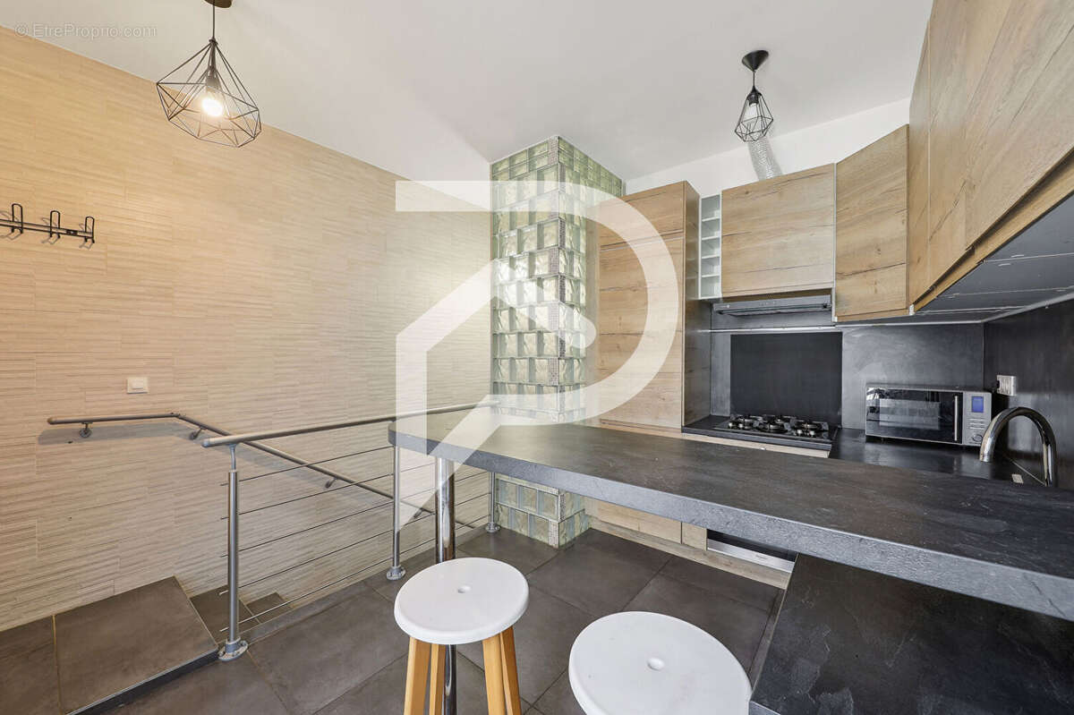 Appartement à COLOMBES