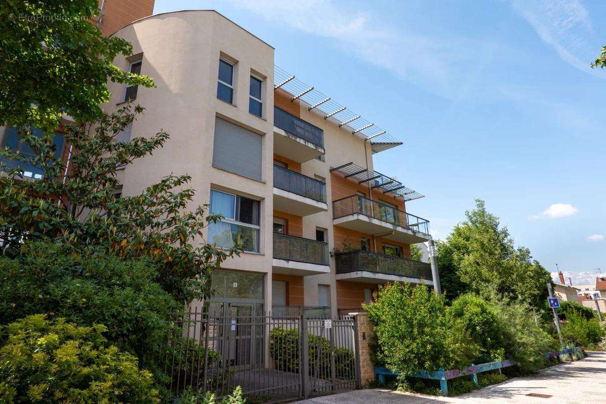 Appartement à LYON-8E