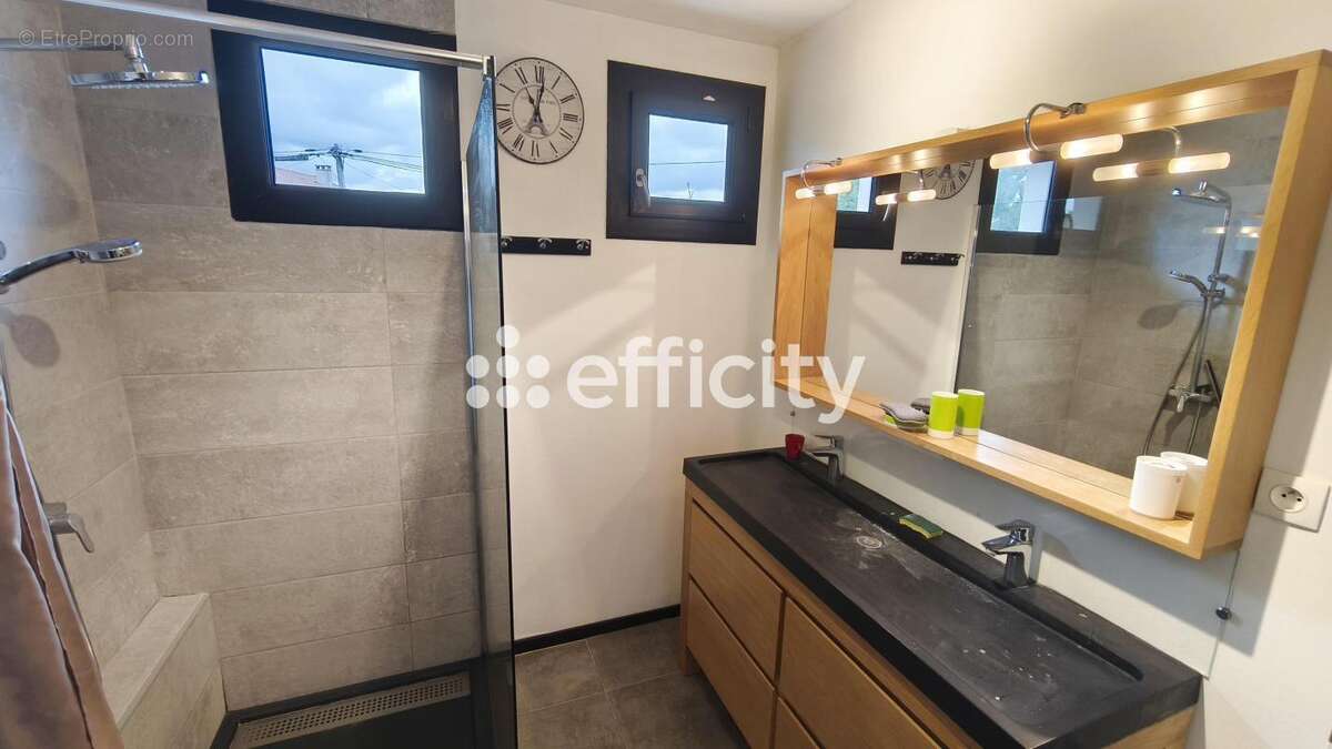 Maison à CUXAC-D'AUDE