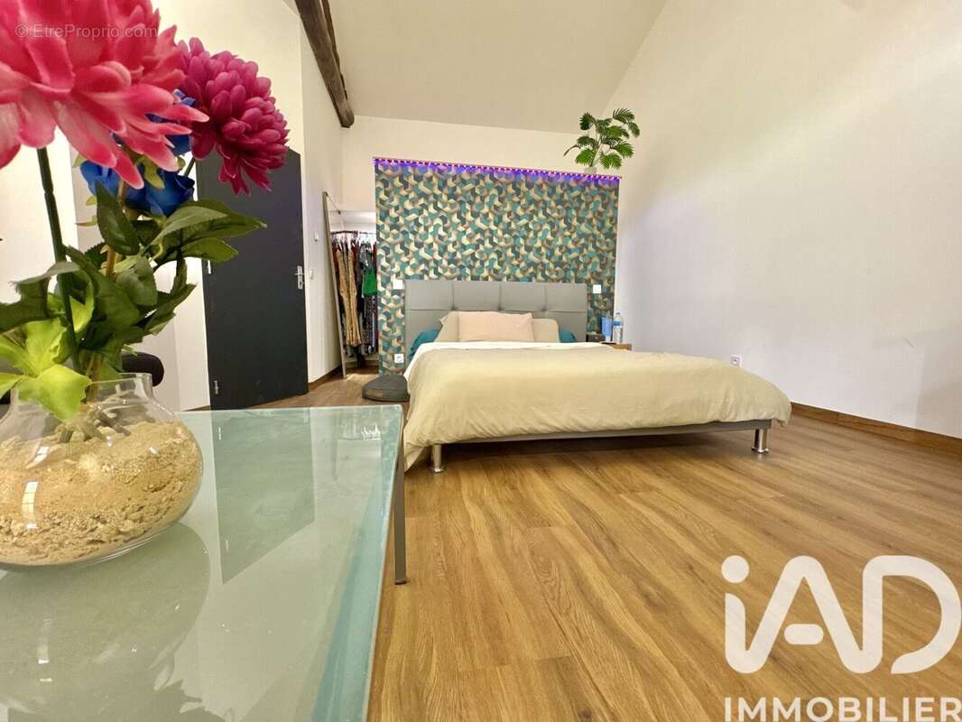 Photo 8 - Maison à REMOULINS