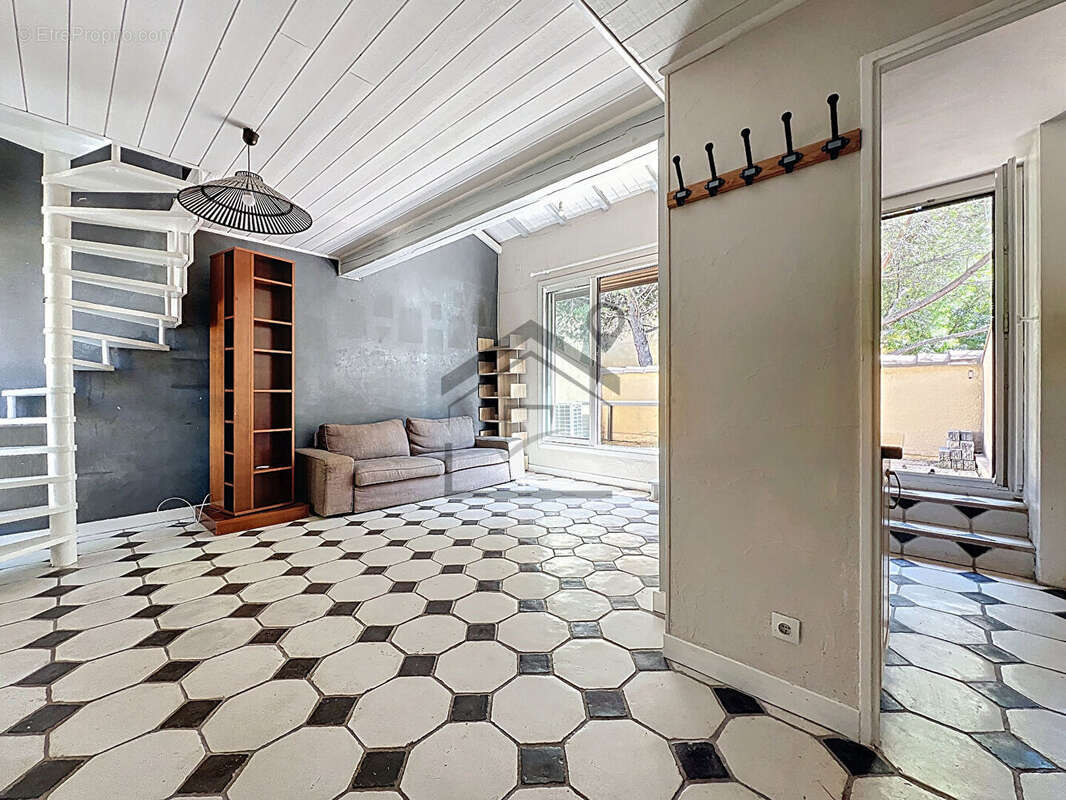 Appartement à VITROLLES