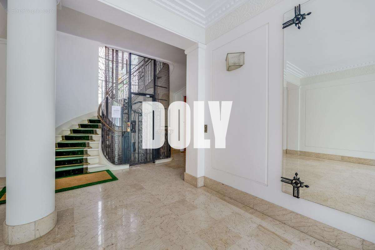 Doly - appartement - boulevard de beauséjour - 75016 - photo 17