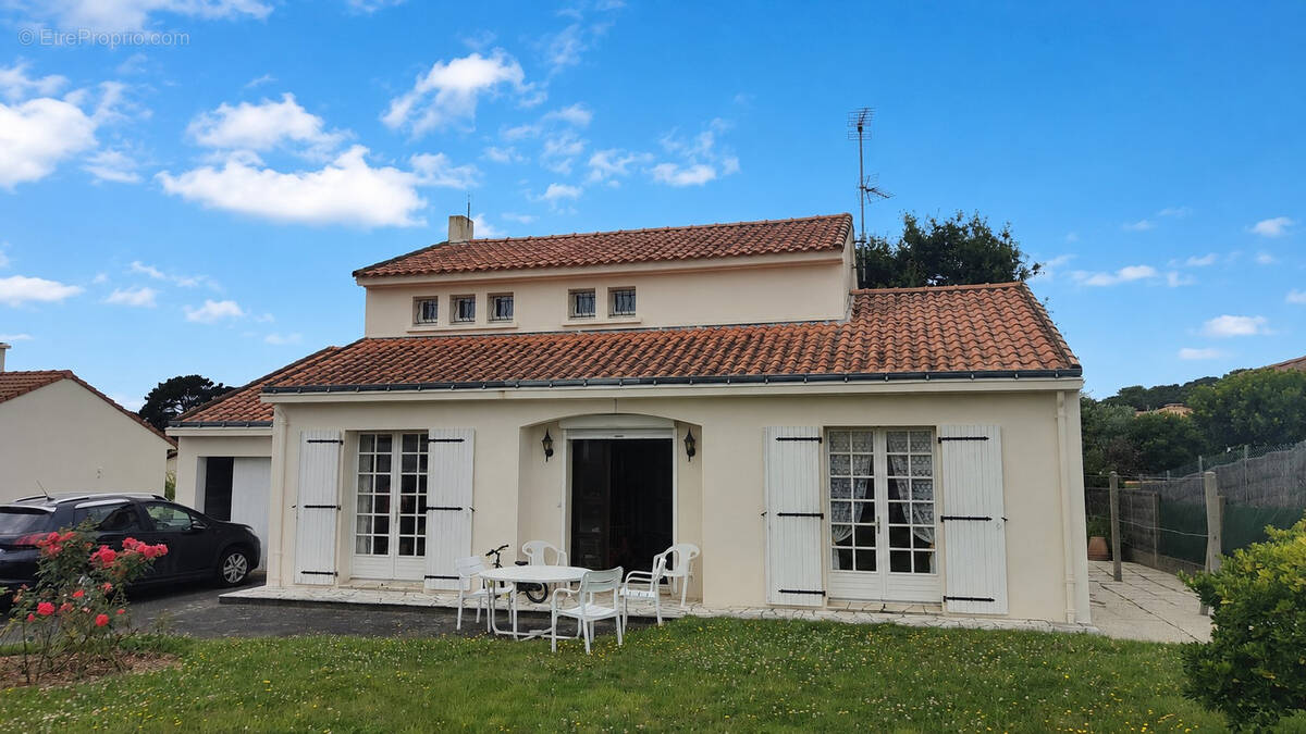Maison à SAINT-MICHEL-CHEF-CHEF