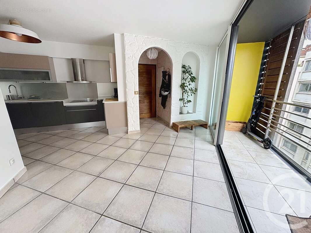Appartement à LYON-7E