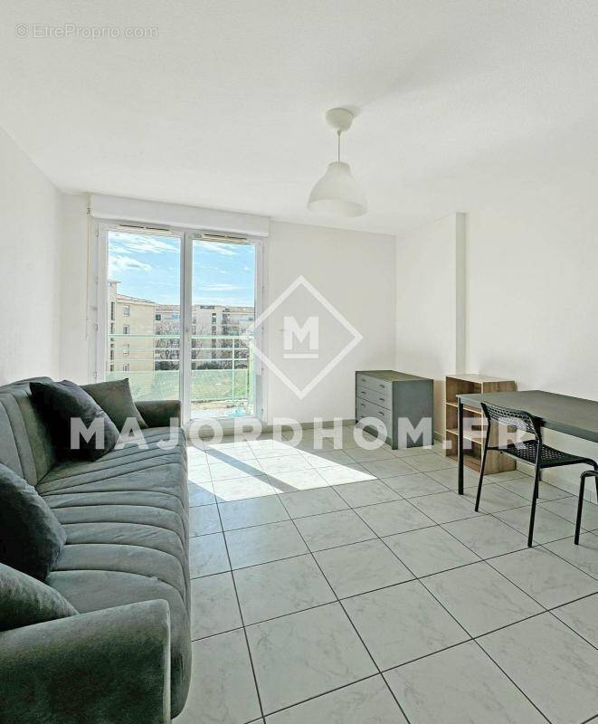 Appartement à MARSEILLE-5E
