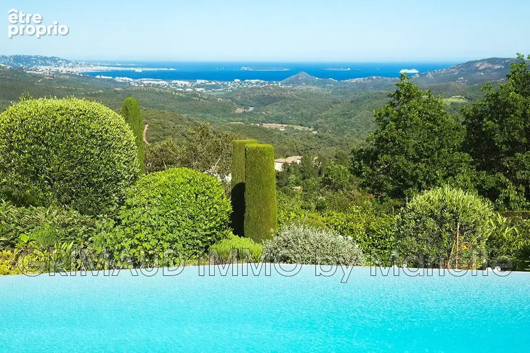 Maison 5 pièces 164 m² à vendre à Les Adrets-De-L'esterel (83600) - photo 2