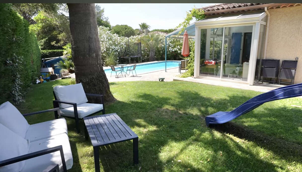 Maison à SAINT-RAPHAEL