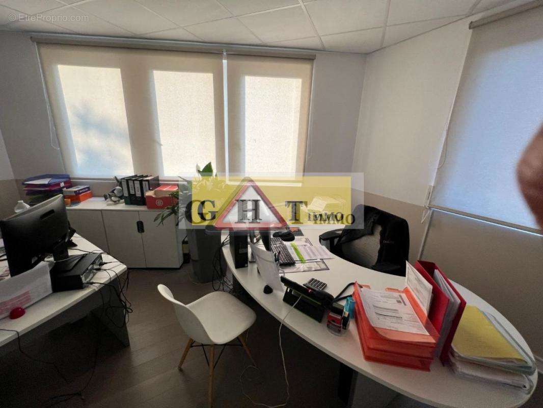 Commerce à VITRY-SUR-SEINE