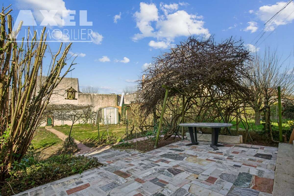 Maison à BOIS-D'ARCY