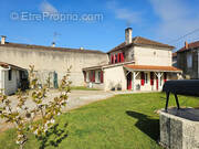 Maison à LA COURONNE