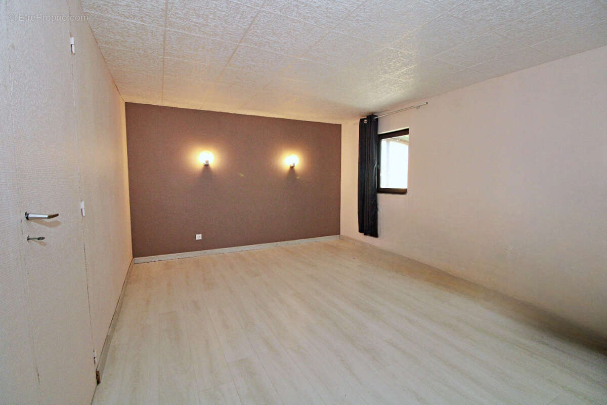 Maison à SAINT-MICHEL-DE-LANES