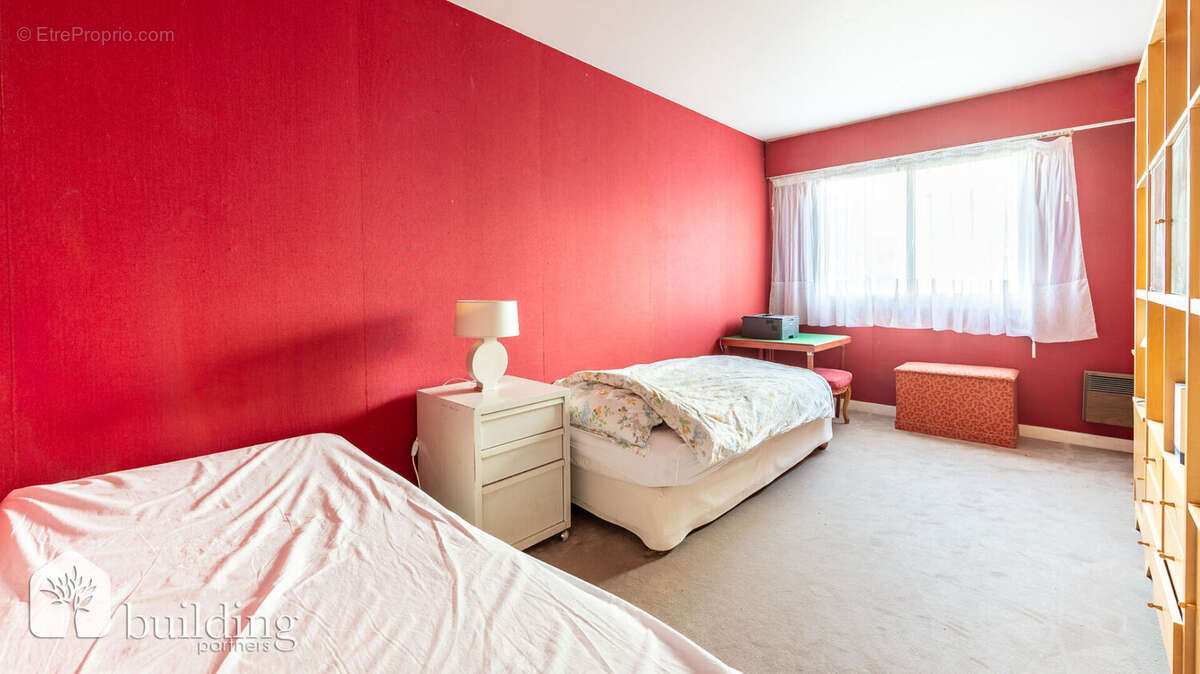 Huissiers/Poissonniers - 120m²  avec balcon - 3 chambres - photo 12