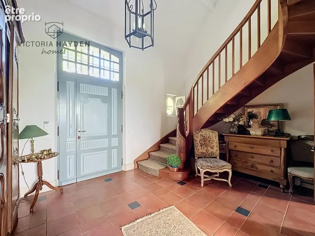 Maison 9 pièces 310 m² à vendre à Nay (64800) - photo 7
