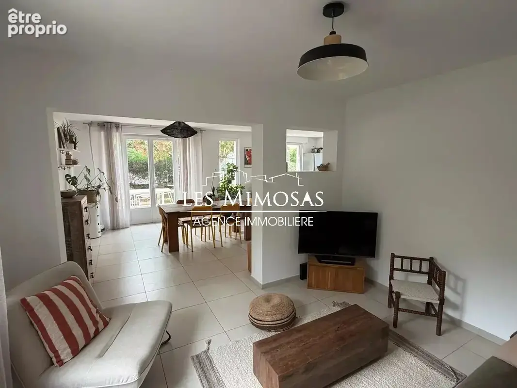 FREJUS-PLAGE, Maison individuelle de 115m² de plain-pied avec garage - photo 17