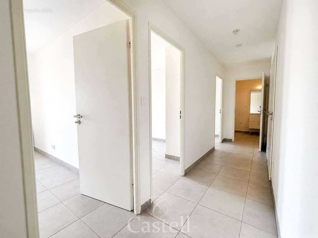 *** appartement 4 pieces, jardin, 2 parkings *** - photo 10