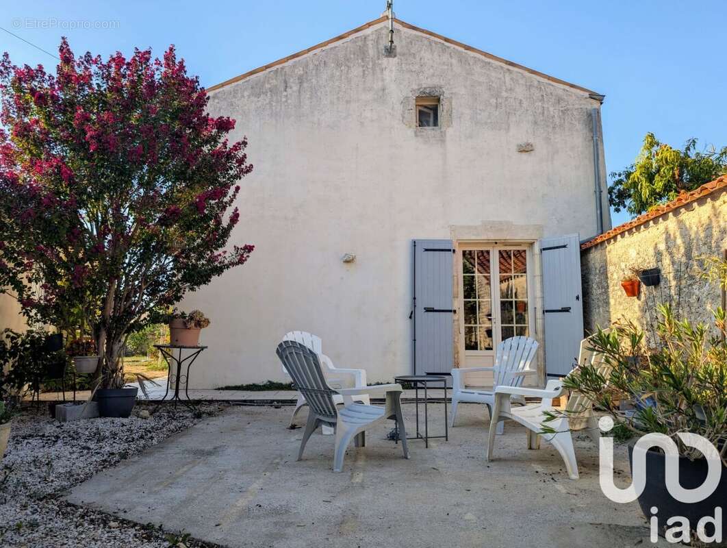 Photo 3 - Maison à SAINT-PIERRE-D&#039;AMILLY