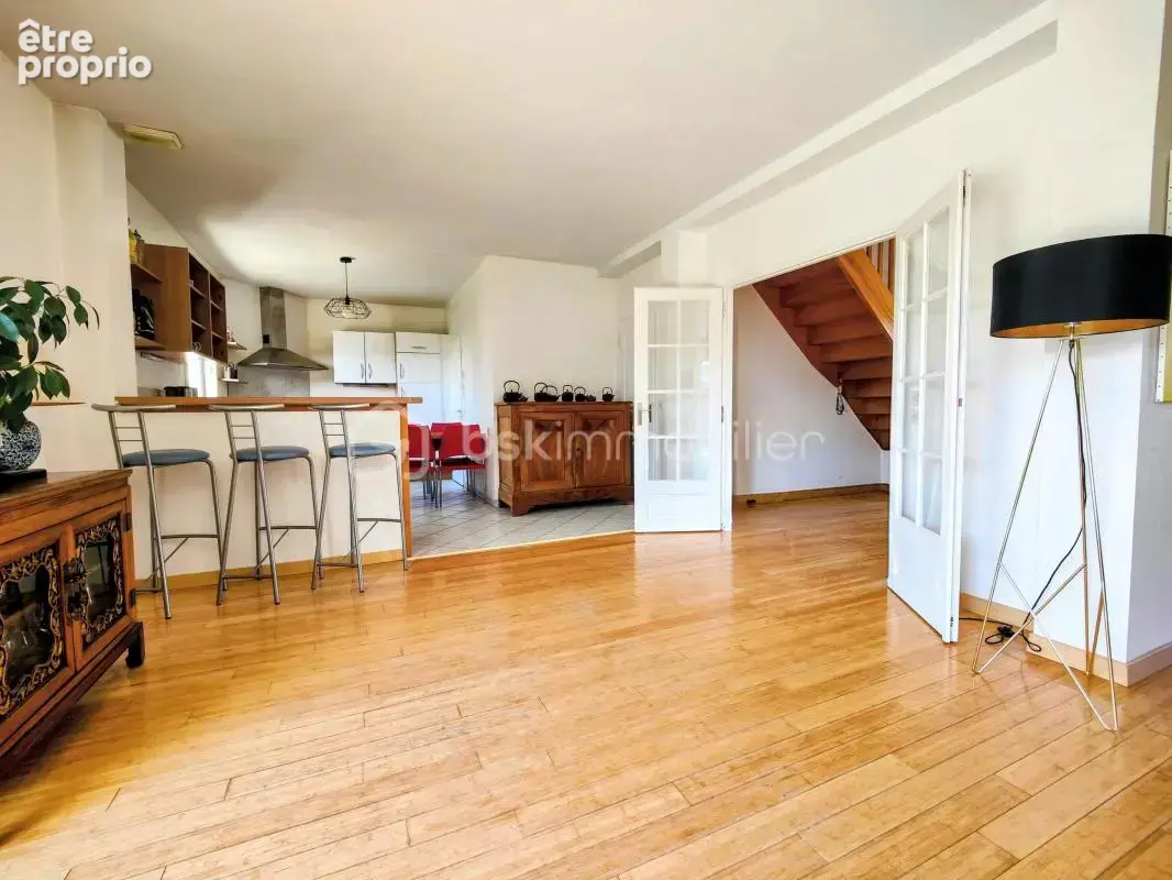 Belle maison familiale av 4 chambres, piscine chauffée et garage - photo 7