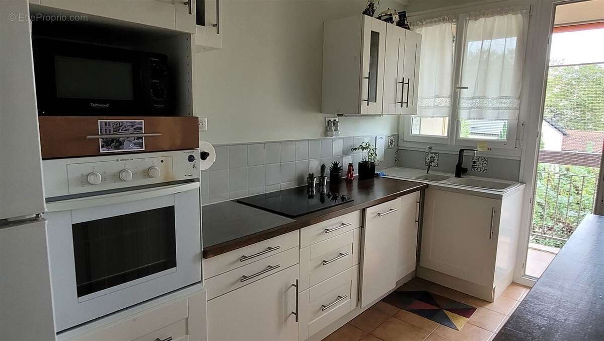 Appartement à BRON