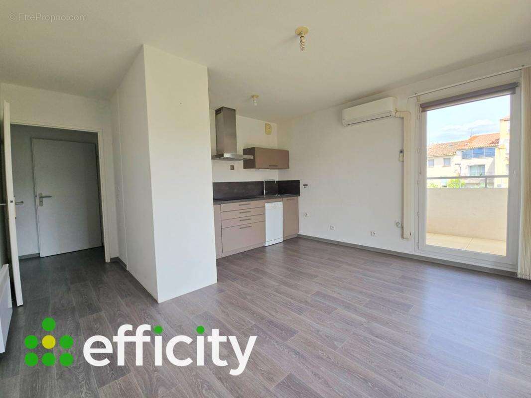Appartement à PUGET-SUR-ARGENS