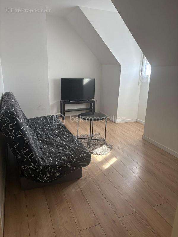 Maison à SAINT-PIERRE-DU-PERRAY