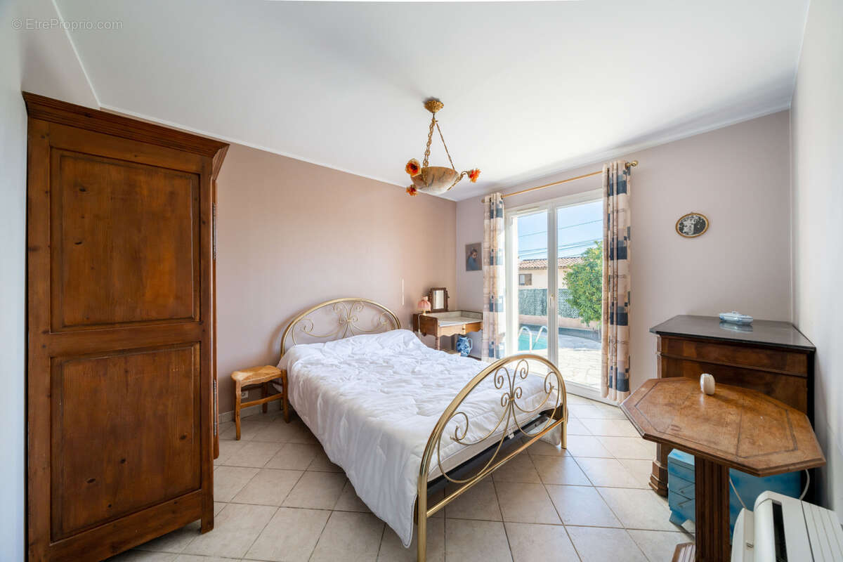 Maison à MANDELIEU-LA-NAPOULE