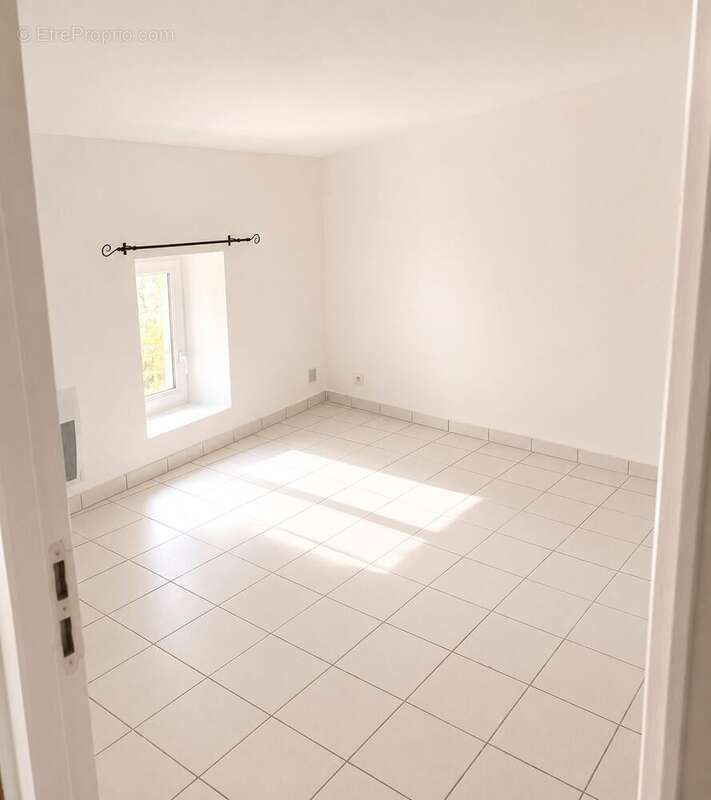Appartement à DONZERE