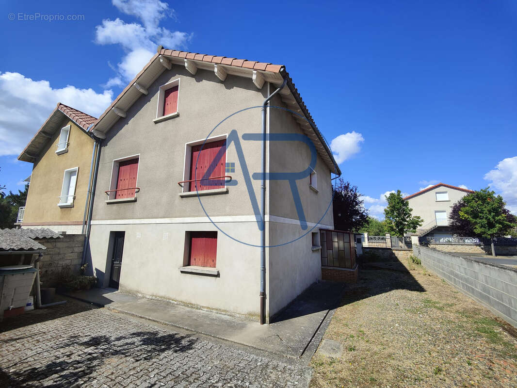 Maison à BRIOUDE