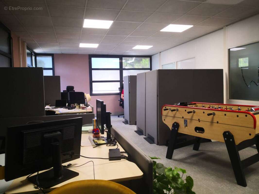Vends immeuble de bureau / locaux La Seyne 800m2 - photo 10